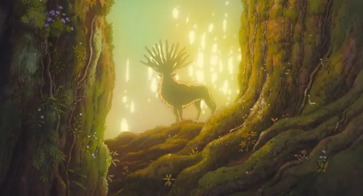 映画『もののけ姫』で光の中に立つシシ神と神秘的な深い森